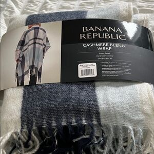 Banana Republic Cashmere-Blend Wrap in Navy & Cream Plaid